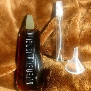 SOLD!!!!! 👾👽Mugler Alien Essence 👽👾